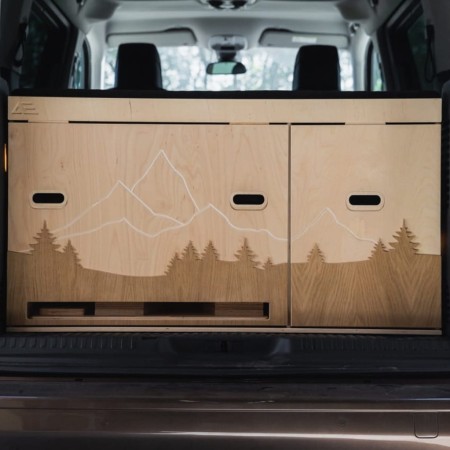 zabudowa AE Conversion Camperbox dostepne opcje wykonczenia - gory.jpeg
