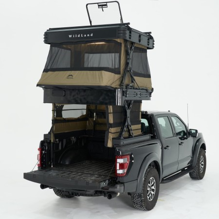 zabudowa namiotowa Wild Land Wingman rozłożona.jpg