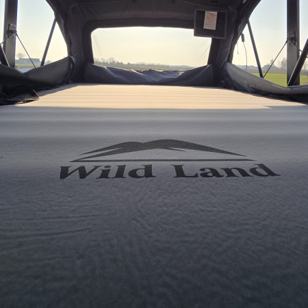 namiot dachowy Summit Explorer 130 dmuchany materac o grubości 10 cm.jpg