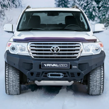 zderzak-przedni-rival4x4-aluminiowy-toyota-lc200-2006-2015-zdjecie-od-przodu.webp