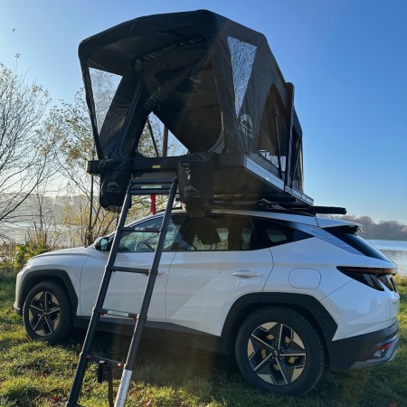 namiot dachowy Summit Explorer 130 ty decydujesz czy chcesz widziec wszystko czy zaslaniasz okna i masz zaciemnienie w srodku.jpeg