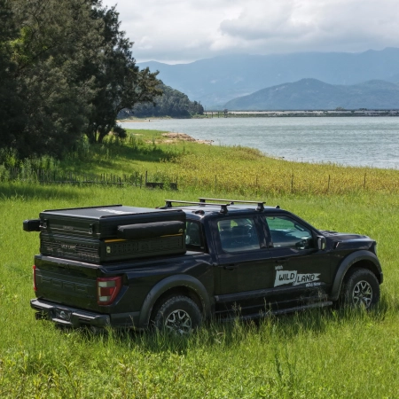 Wild Land Trunk S zabudowa zlozona na Ford Raptor.jpg