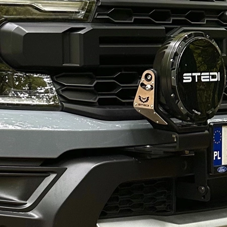mocowanie reflektorow LED przod Ford Raptor detale.jpeg